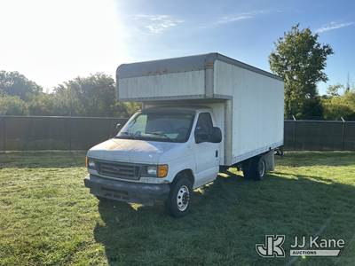 2004 Ford E350 Cutaway Van Body Truck