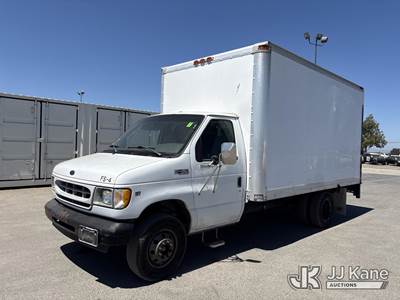 2002 Ford Econoline E-350 Van Body Truck