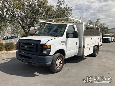 2013 Ford Econoline E450 Cutaway Van
