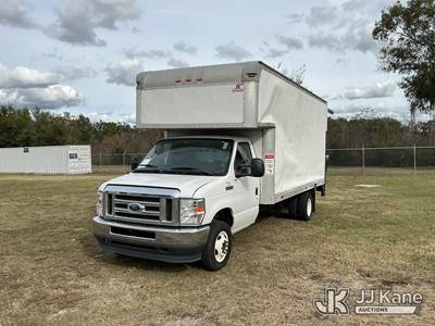 2022 Ford E450 Van Body Truck