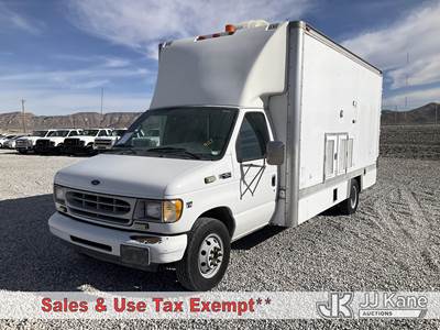 2002 Ford E450 Cutaway Hi-Cube Van