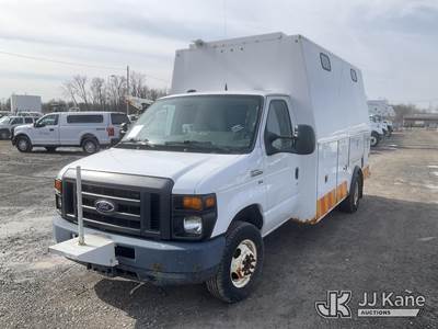 2015 Ford E450 Cutaway Enclosed Service Van