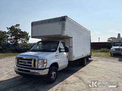 2017 Ford E450 Cutaway Van Body Truck