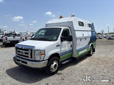 2016 Ford Econoline E450 Cutaway Enclosed Service Van