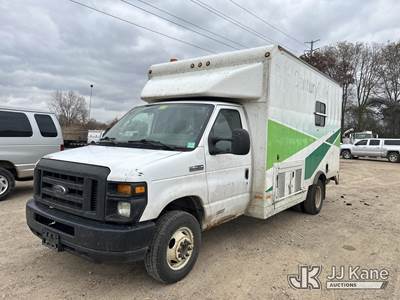 2013 Ford Econoline E450 Cutaway Enclosed Utility/Air Compressor Truck