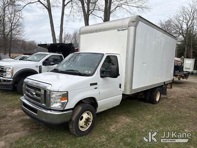2019 Ford Econoline E350 Van Body Truck