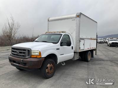 2001 Ford F450 4x4 Box Truck