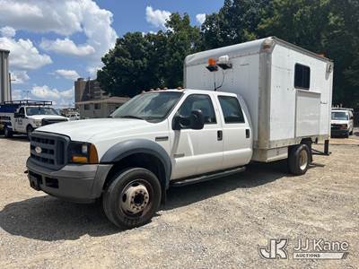2006 Ford F-550 Crew Cab Van Body Truck