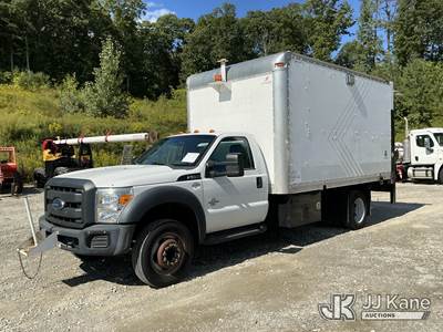 2016 Ford F-550 Van Body Truck
