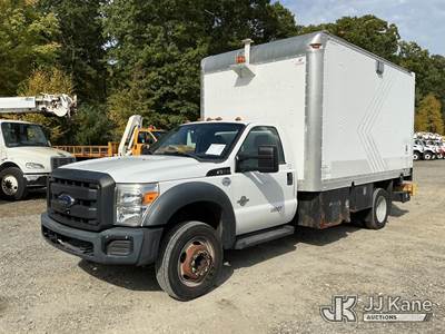 2016 Ford F550 2WD Van Body/Service Truck