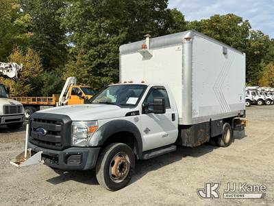 2016 Ford F550 2WD Van Body/Service Truck