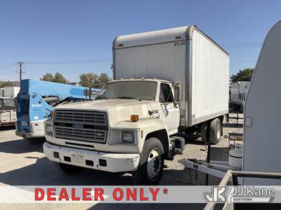 Ford F-700 Box Truck