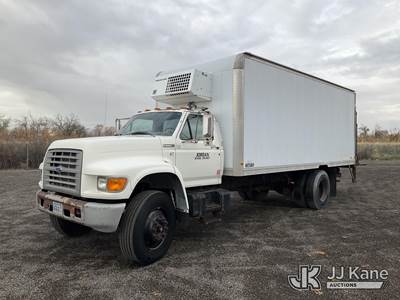 1995 Ford F800 Box Truck