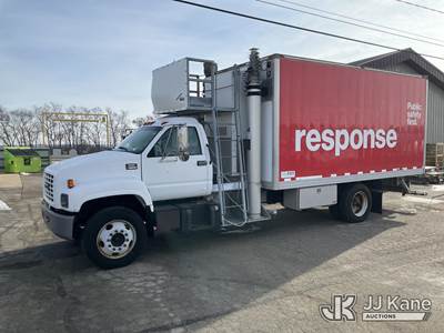 2002 GMC C7500 FWT Mobile Communication Command Center