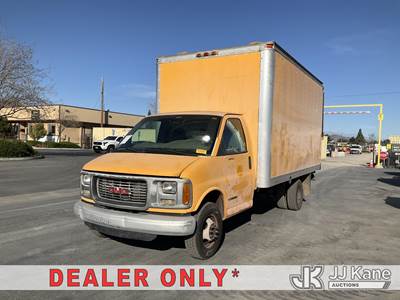 2001 GMC Savana G3500 Van Body Truck