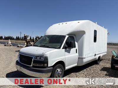 2005 GMC Savana G3500 Enclosed Utility Truck
