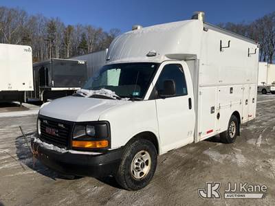 2014 GMC Savana G3500 Cutaway Enclosed Service Van