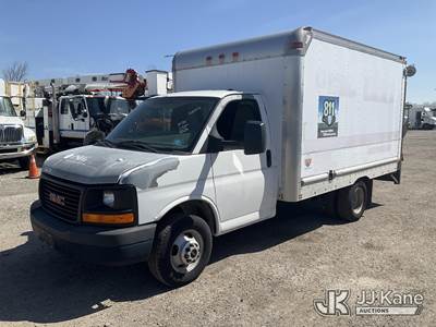 2010 GMC Savana G3500 Van Body Truck