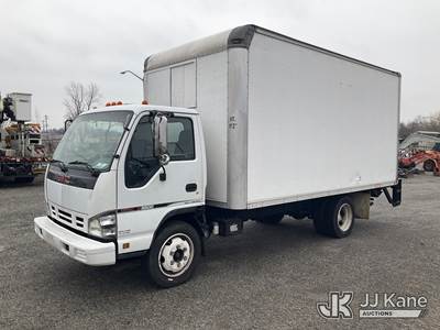 2006 GMC W5500 Van Body Truck