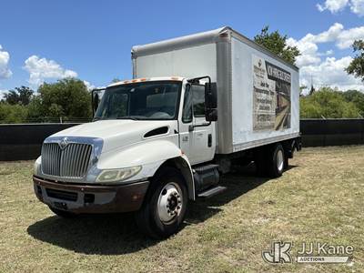 2005 International 4200 Box Truck