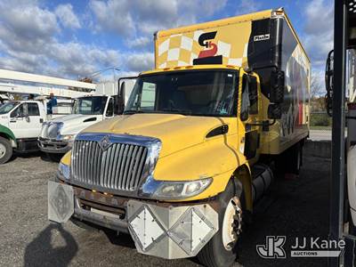 2006 International 4300 Van Body Truck