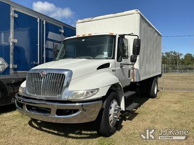 2009 International 4300 Van Body Truck