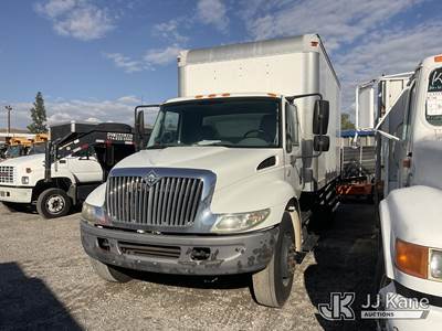 2007 International 4300 Van Body Truck