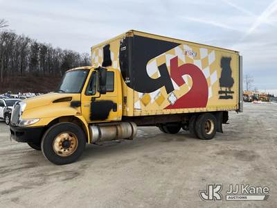 2006 International 4300 Van Body Truck