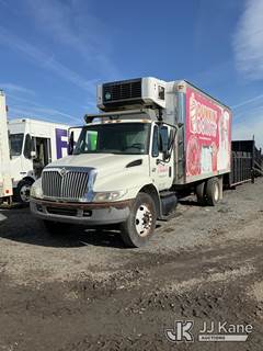 2006 International 4300 Refrigerated Van Body Truck