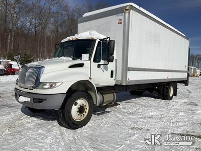 2015 International 4300 Van Body Truck