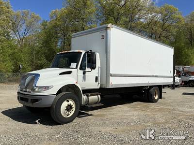 2015 International 4300 Van Body Truck