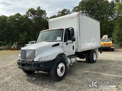 2013 International 4300 Van Body Truck