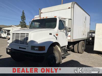 1995 International 4700 Van Body Truck