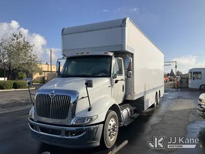 2011 International 8600 Van Body Truck