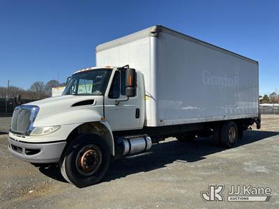 2016 International DuraStar 4300 Van Body Truck
