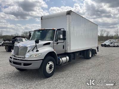 International DuraStar 4300 Box Truck
