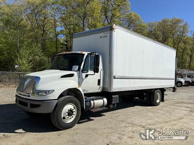2016 International DuraStar 4300 Van Body Truck