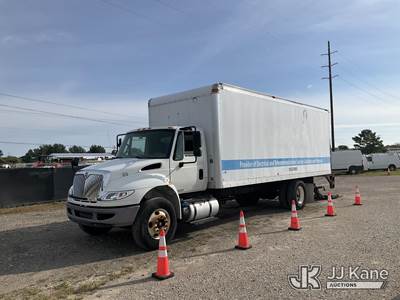2016 International DuraStar 4300 Van Body Truck