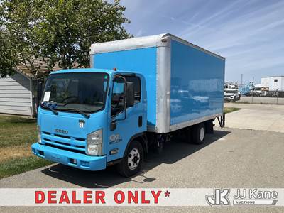2013 Isuzu NPR Van Body Truck