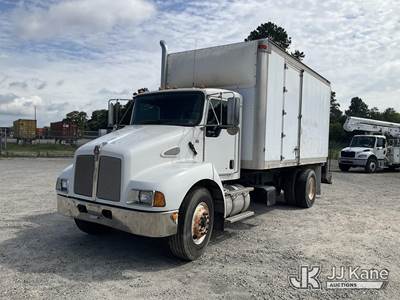 2007 Kenworth T300 Van Body Truck