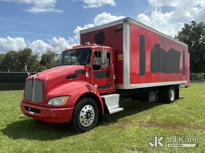 2013 Kenworth T300 Enclosed Box Truck