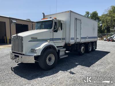 1997 Kenworth T800 3/A Van Body Truck