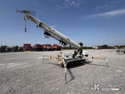 Altec DB35, 3,000 Lb Back Yard Digger Derrick