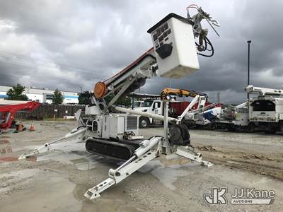 Altec DB41B, 6,000 Lb Back Yard Digger Derrick