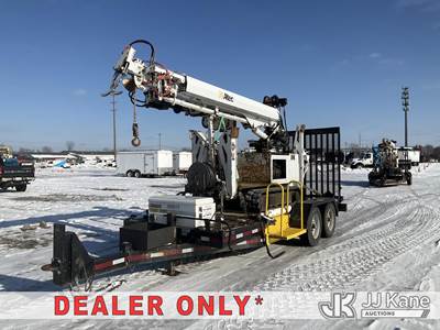 Altec DB37, 3,800 Lb Back Yard Digger Derrick