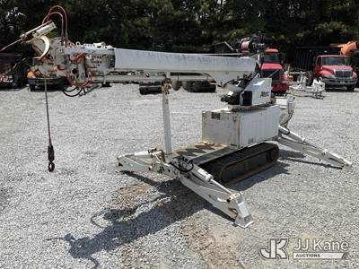 Altec DB37, 3,800 Lb Back Yard Digger Derrick