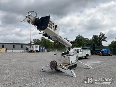 Altec DB37, 3,800 Lb Back Yard Digger Derrick