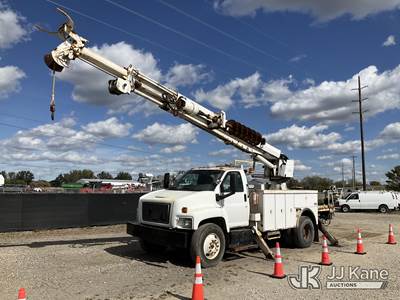 Altec DM47-BR, 17,730 Lb Digger Derrick