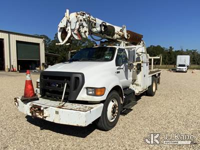 Altec DC45 B, 19,460 Lb Digger Derrick