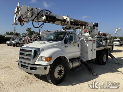 Altec DC47-TR, 23,790 Lb Digger Derrick